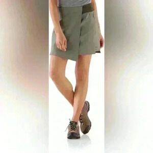 REI Screeline Skort Skirt Green Size S